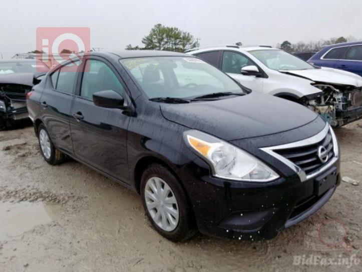 Nissan Versa